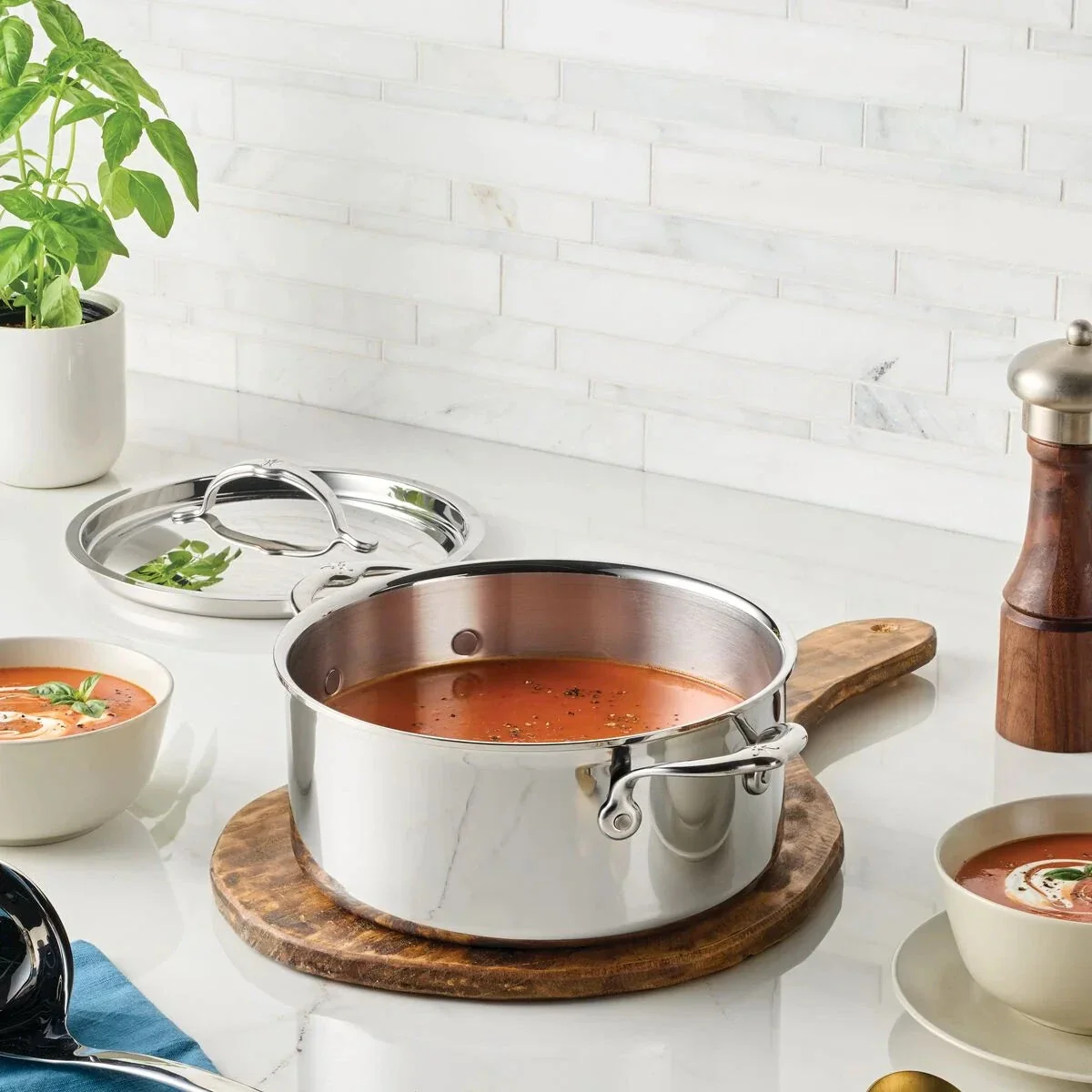 Meyer Hestan ProBond® Luxe 6-Quart Polished Professional Clad Stainless Steel Stock Pot with Lid